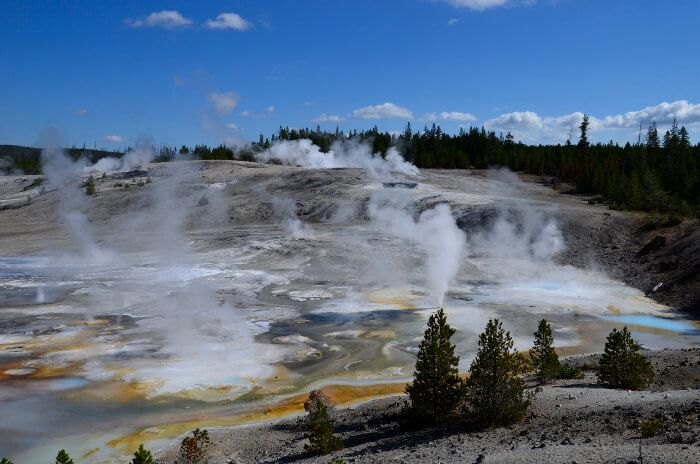 Cómo visitar los géiseres de Yellowstone National Park