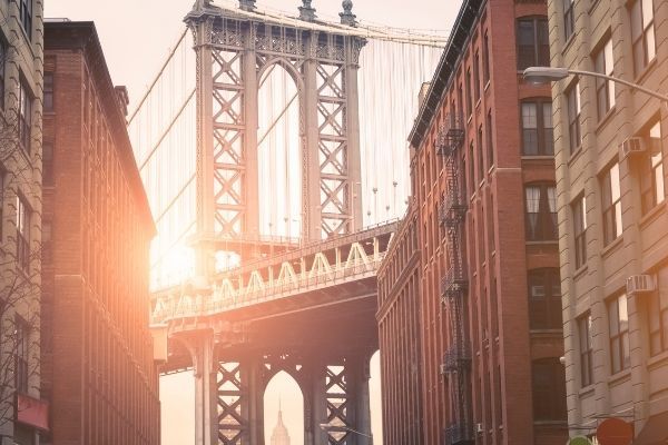 Famosa foto DUMBO Empire State y Puente de Manhattan
