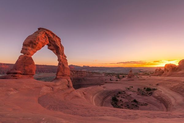 ciudad de utah donde esta el parque nacional de los arcos