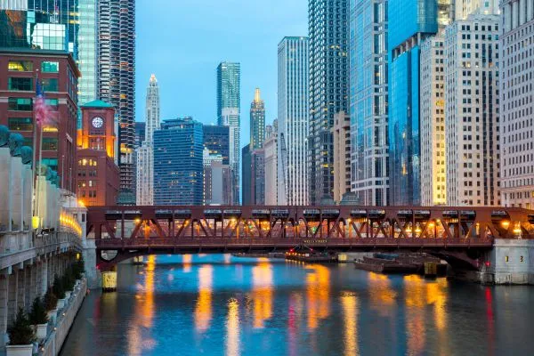 río en el downtown de Chicago